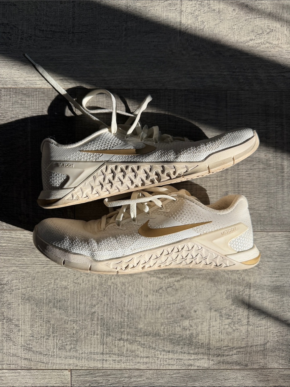 Nike Women's Cream/Gold Training Sneakers